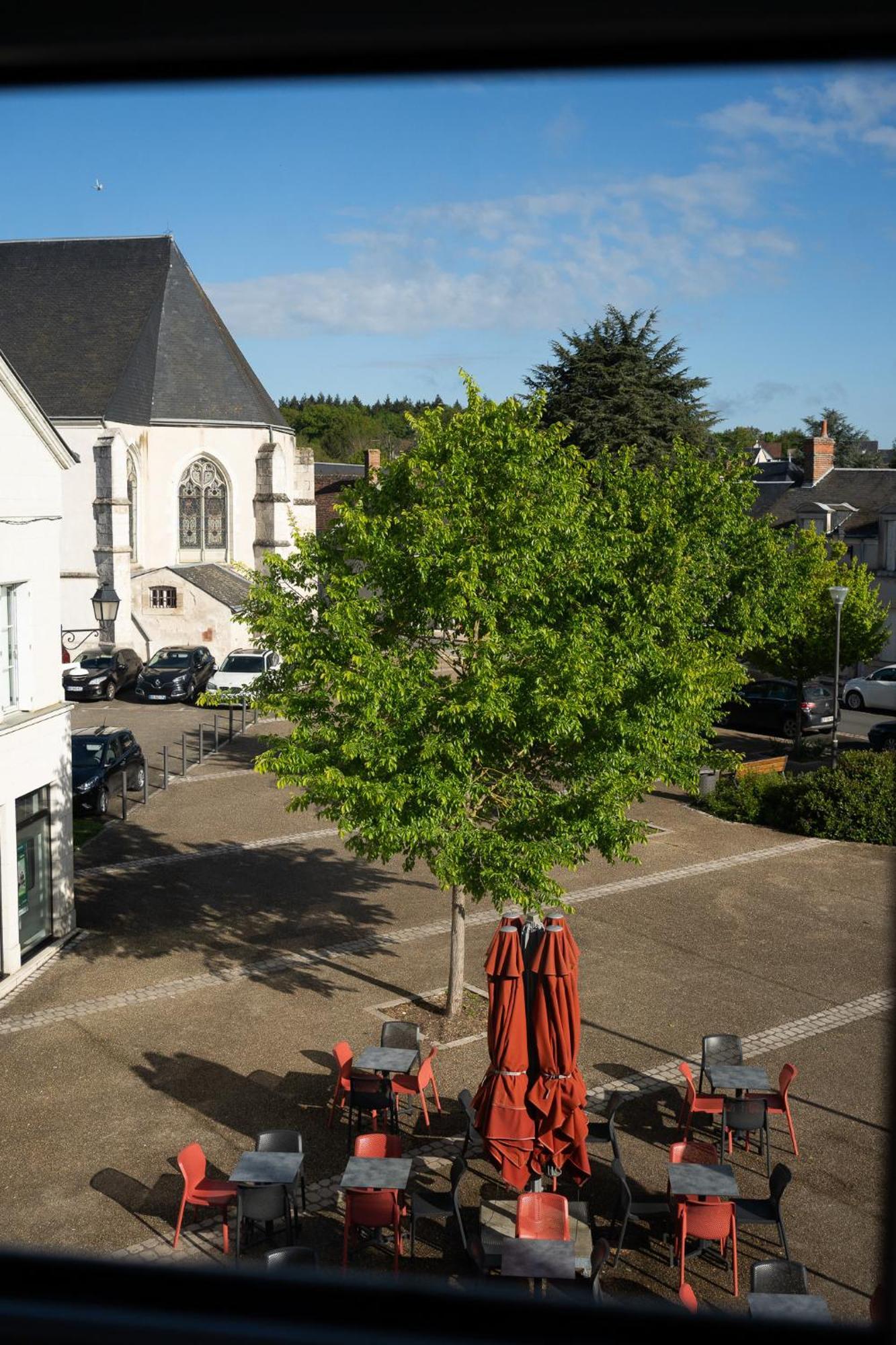 Appartements Plein Centre, A 5 Minutes Du Chateau Onzain Exterior photo